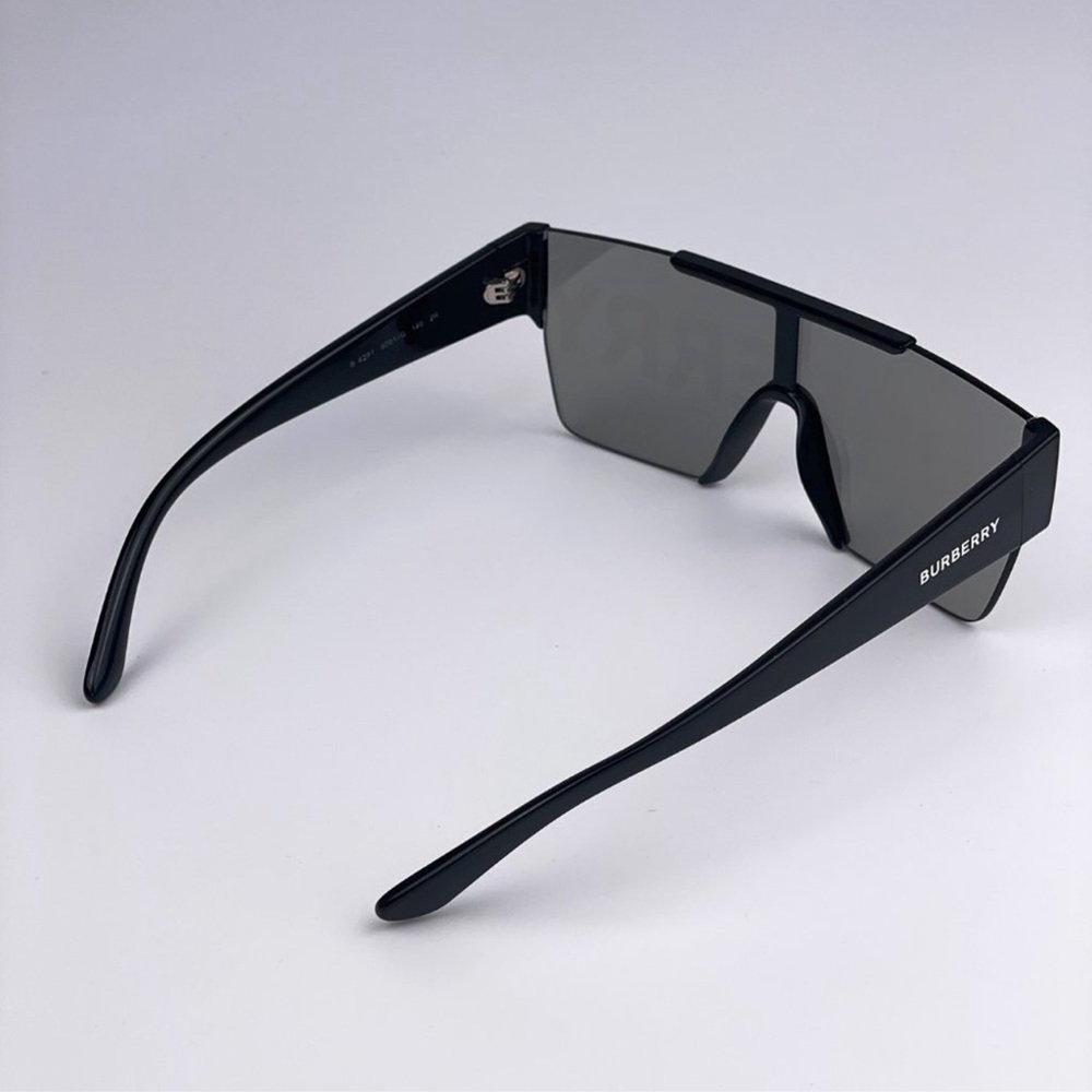 Burberry sunglasses - Unisex - Picture 10 of 11